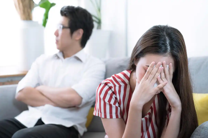 合肥外遇取证：女生有对象了还能追吗？深度解析爱情的边界与选择